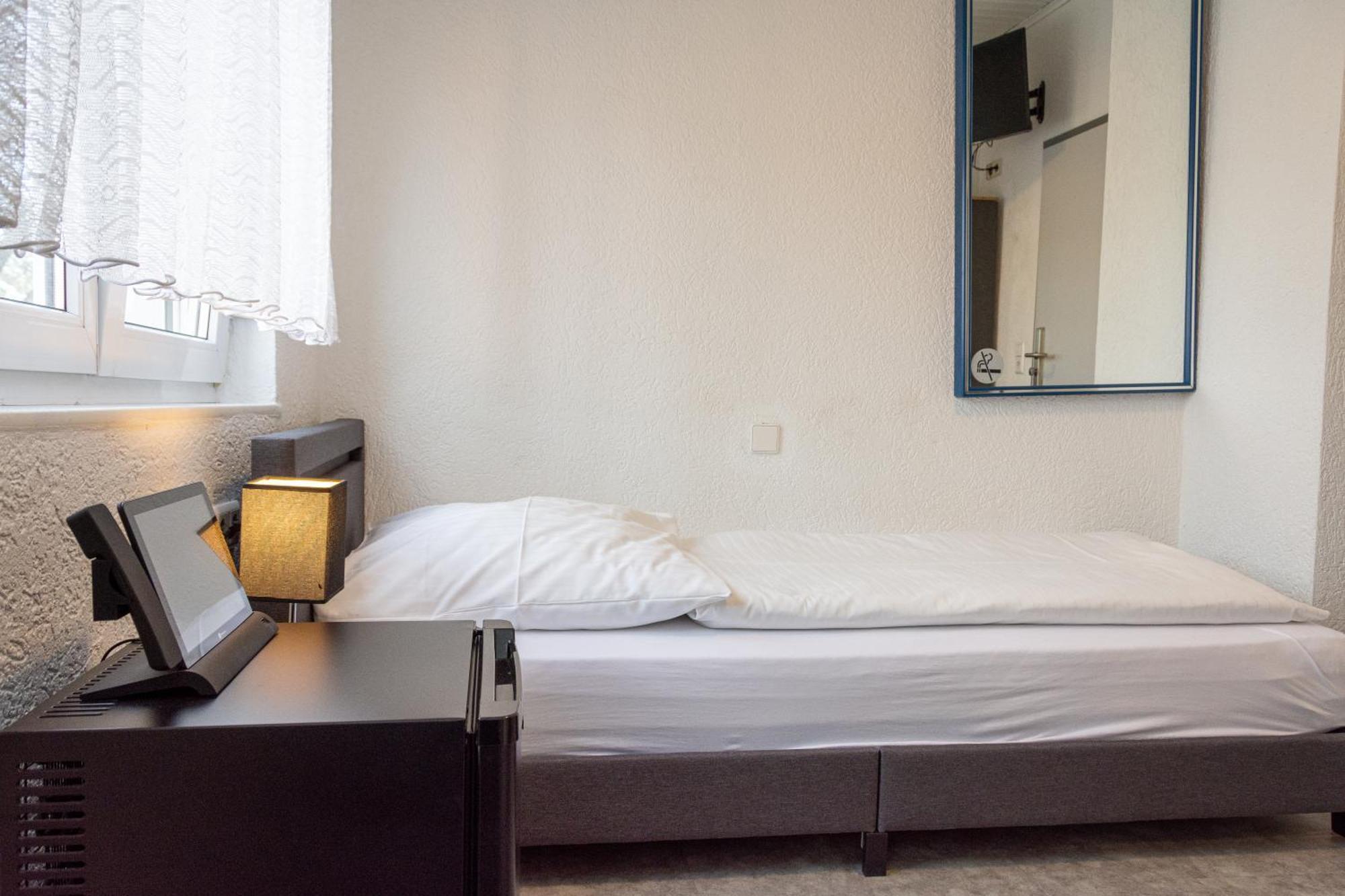 Hotel-Cocco-Bello In Der Villa Foret Λούντβιχσμπουργκ Εξωτερικό φωτογραφία
